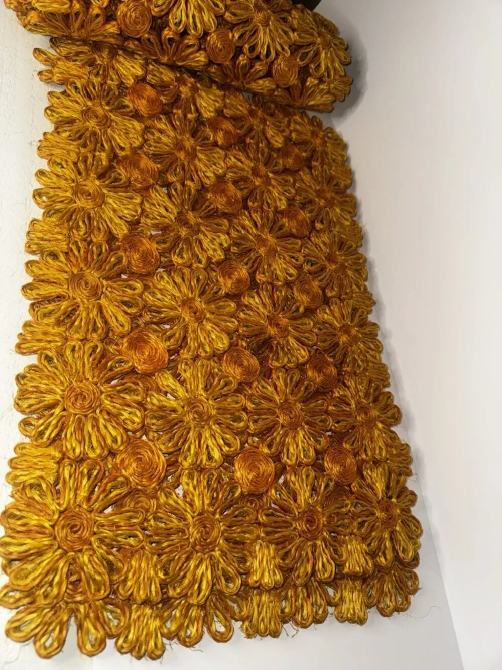 Vintage Woven Rattan Straw Flower Placemats Set 4 Yellow Daisy Retro Boho Table